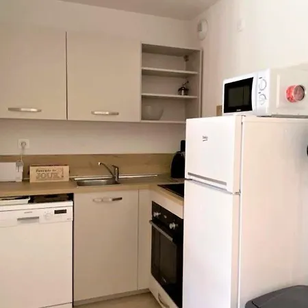 Neuf 4 Pers Avec Terrasse Sud - Proche Centre & Commerces A La Joue Du Loup - Fr-1-504-597 *